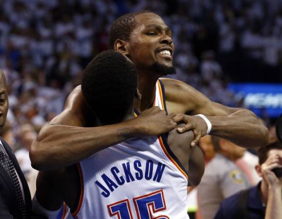 随着赛季临 随着赛季临